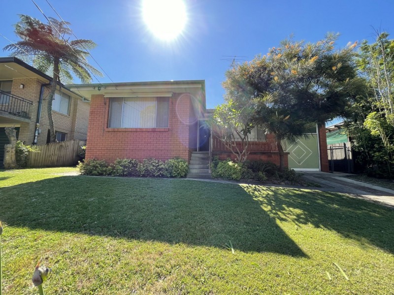 4 Kelvin Grove, Winston Hills NSW 2153