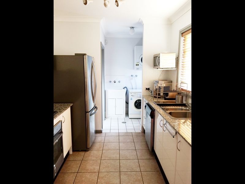 2/161 Targo Road, Girraween NSW 2145