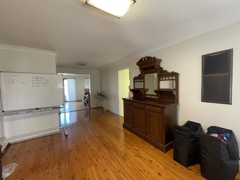 29 Orleans Crescent, Toongabbie NSW 2146