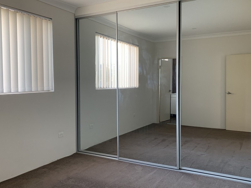 15/1-2 Harvey Place, Toongabbie NSW 2146