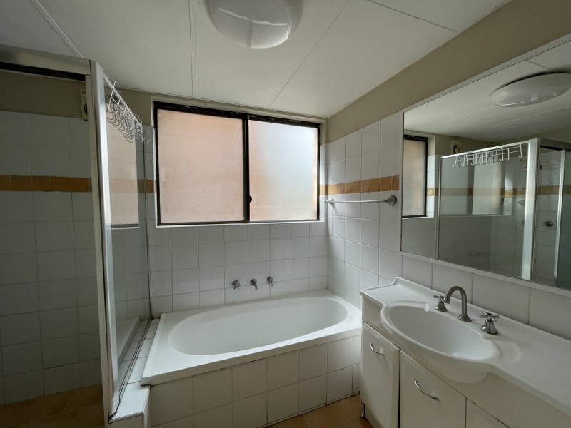 17/227 Targo Road, Girraween NSW 2145