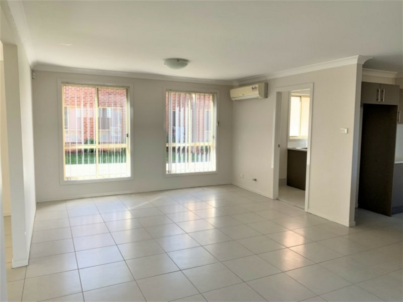 2/44 Metella Road, Toongabbie NSW 2146