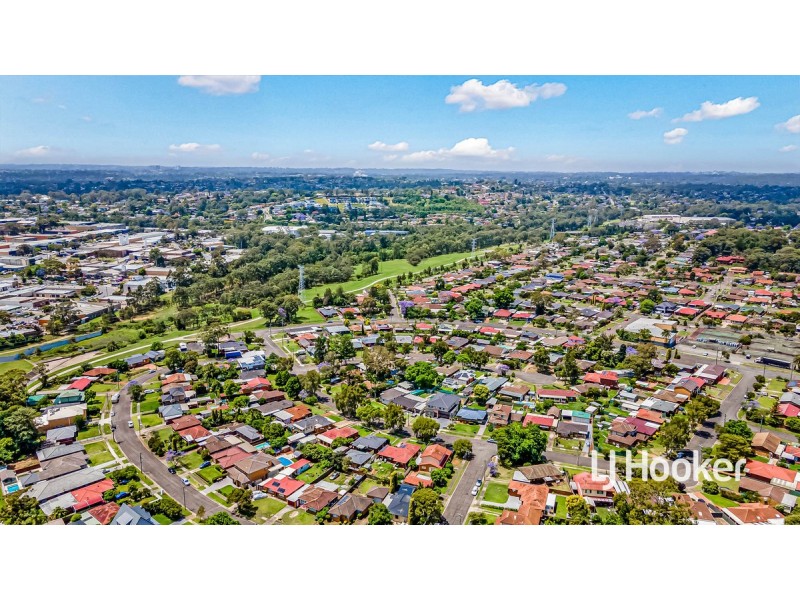 18 Vianney Crescent, Toongabbie NSW 2146