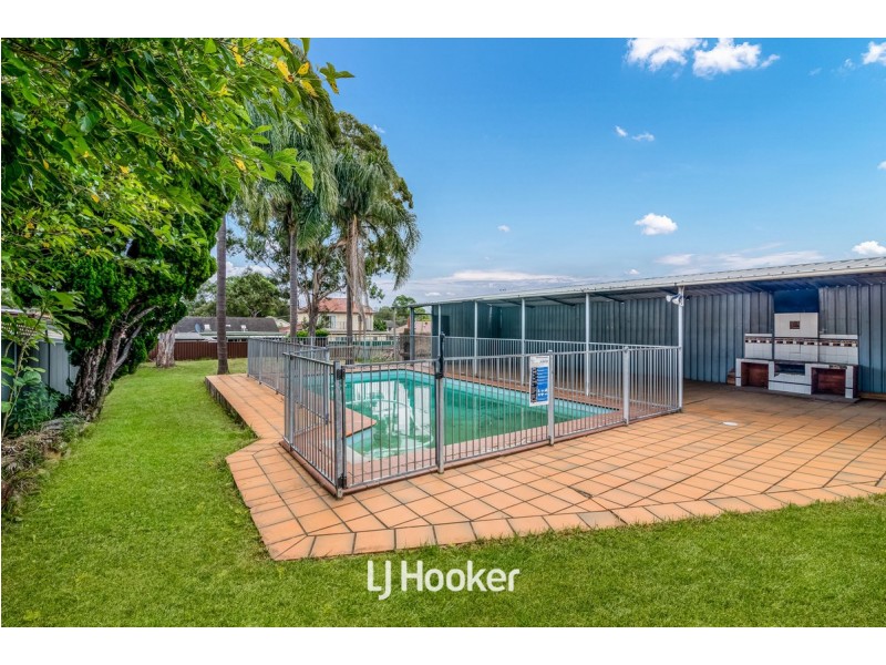 86 Ballandella Road, Toongabbie NSW 2146