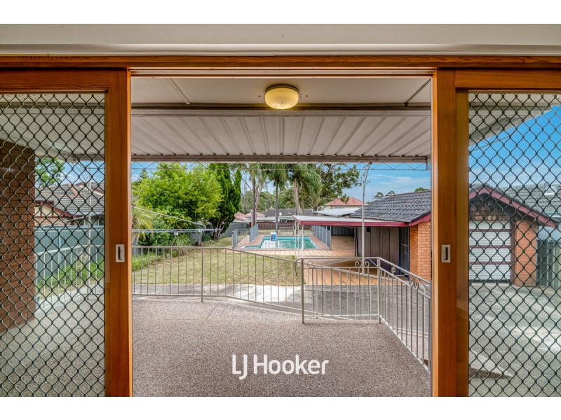 86 Ballandella Road, Toongabbie NSW 2146