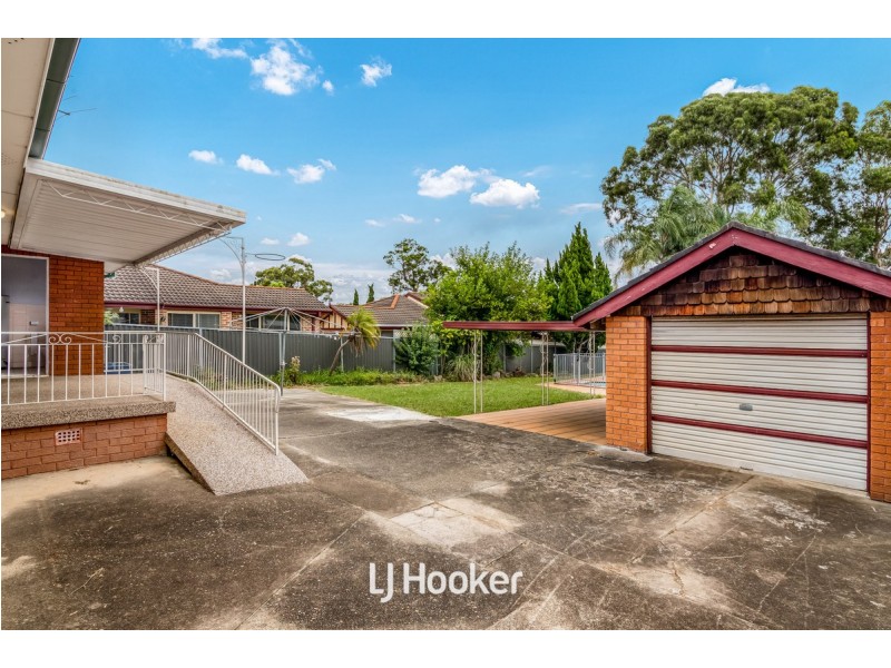 86 Ballandella Road, Toongabbie NSW 2146