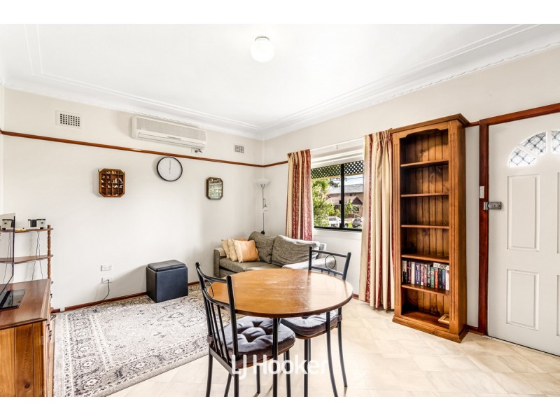 1 First Avenue, Toongabbie NSW 2146