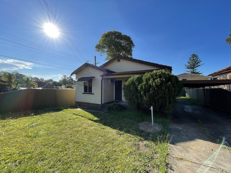 5 Gilba Road, Pendle Hill NSW 2145