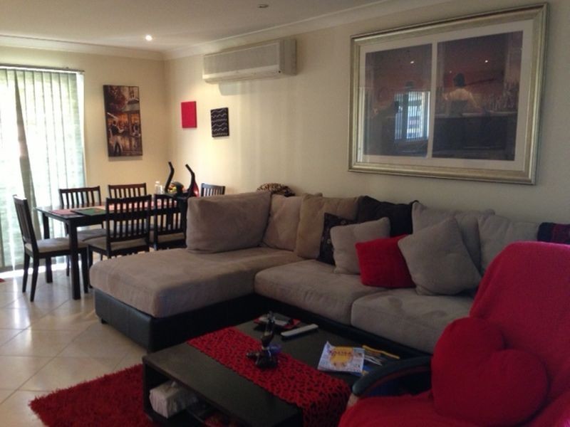 2/23A Reynolds Street, Toongabbie NSW 2146