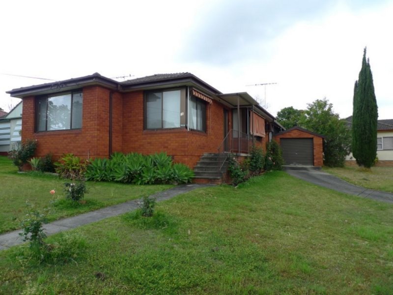 16 Holden Street, Toongabbie NSW 2146