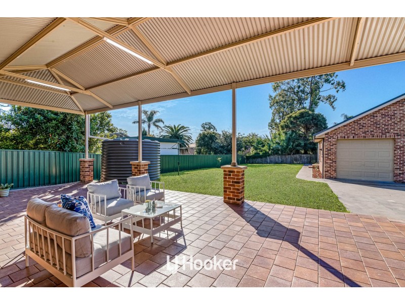74 Oramzi Road, Girraween NSW 2145