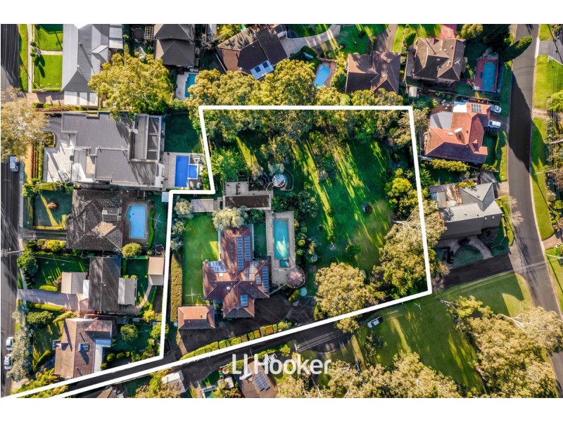 27 Buckingham Road, Baulkham Hills NSW 2153