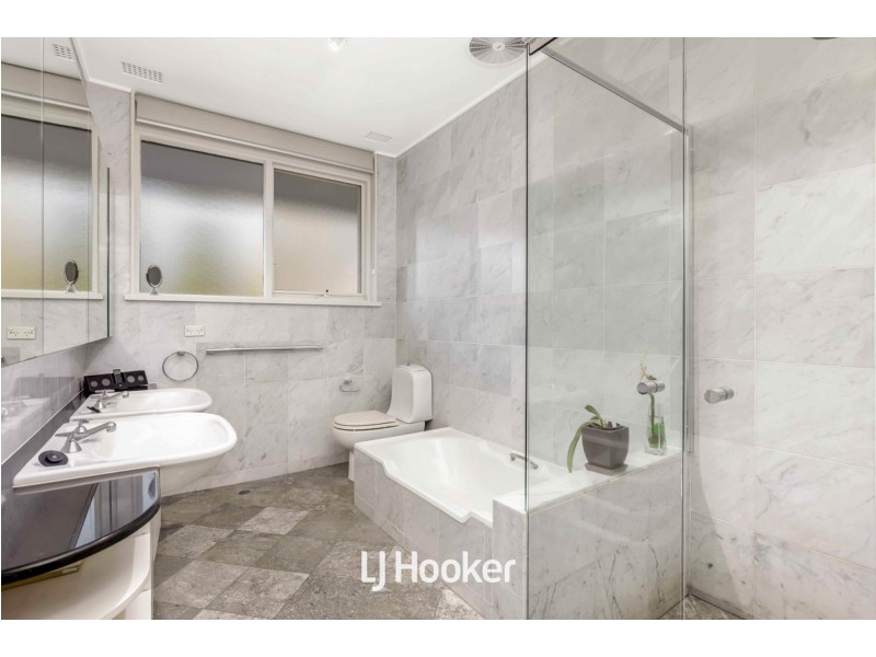 27 Buckingham Road, Baulkham Hills NSW 2153