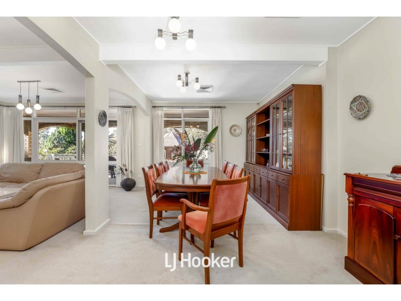 27 Buckingham Road, Baulkham Hills NSW 2153