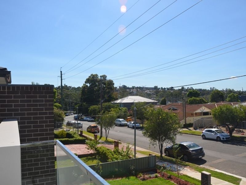 2/18 Reynolds Street, Toongabbie NSW 2146