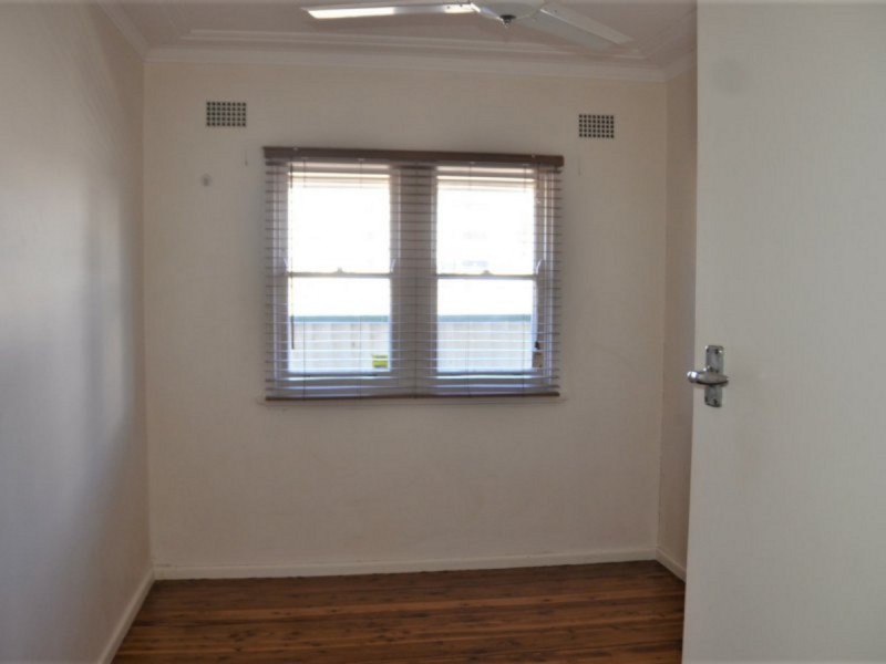 33 Toongabbie Road, Toongabbie NSW 2146