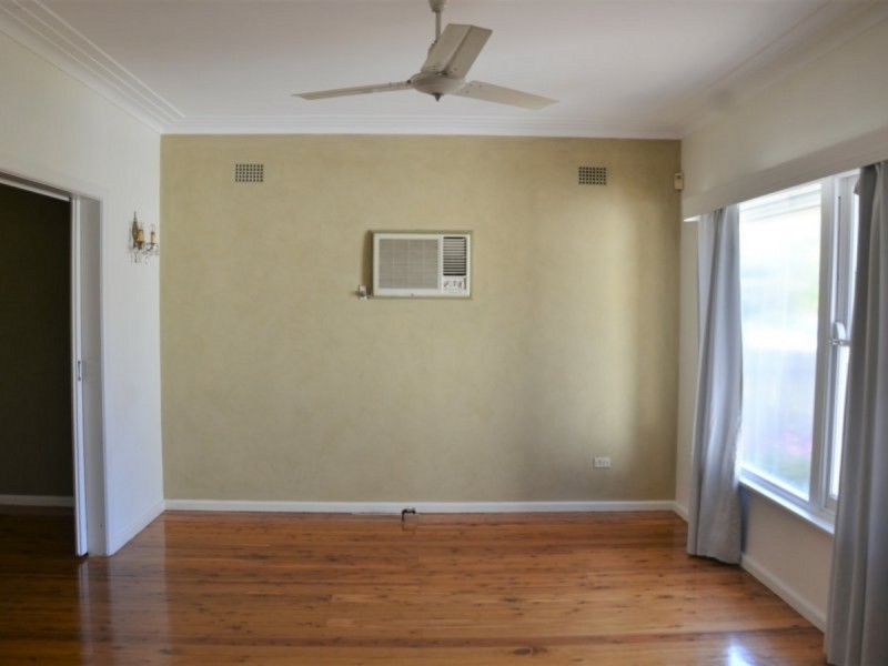 33 Toongabbie Road, Toongabbie NSW 2146