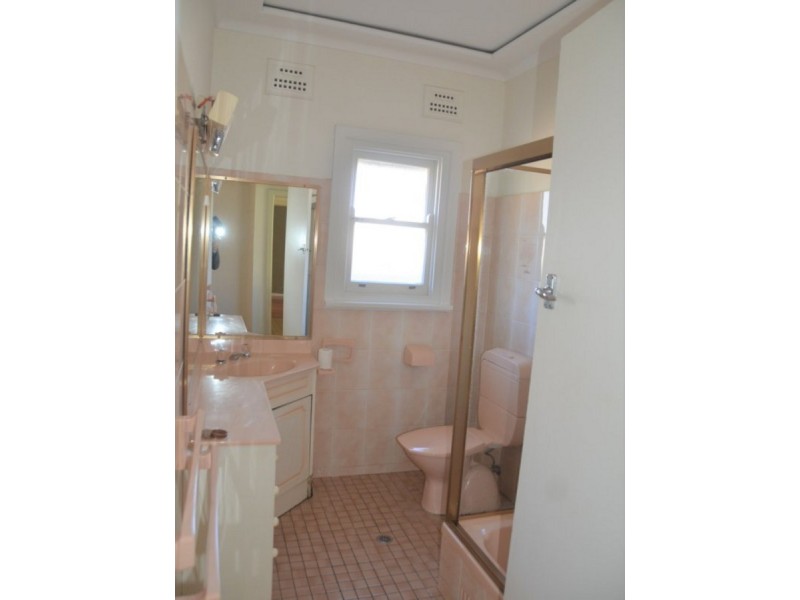 33 Toongabbie Road, Toongabbie NSW 2146