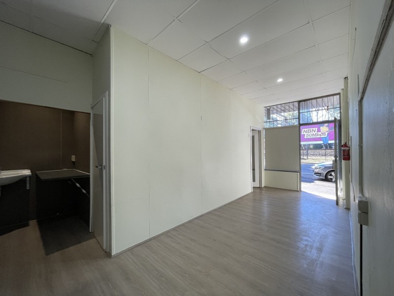 1/1-10 Portico Parade, Toongabbie NSW 2146