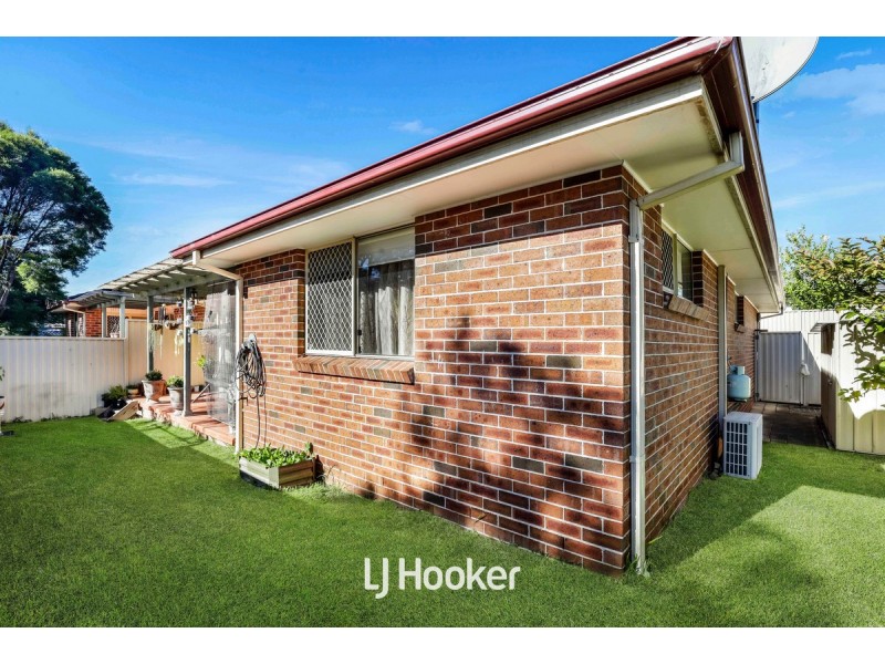3/57 Tungarra, Girraween NSW 2145