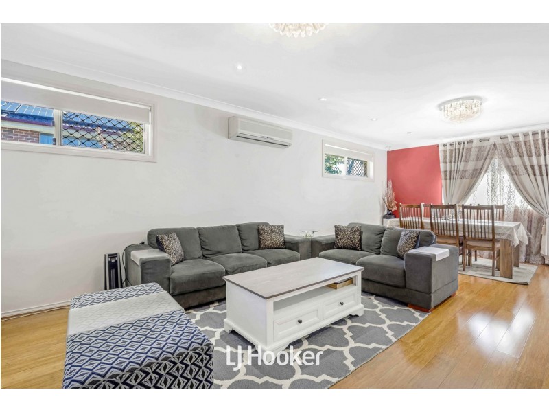 3/57 Tungarra, Girraween NSW 2145