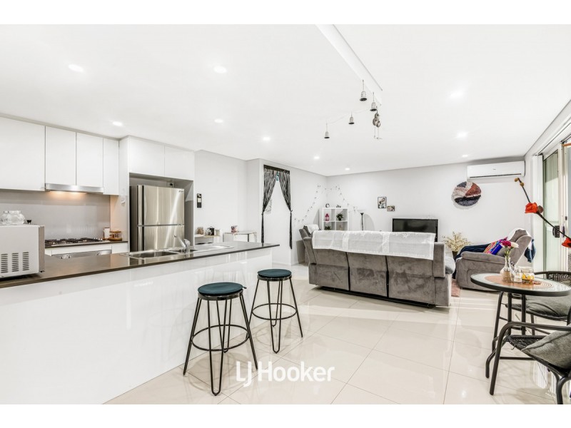 11/15-19 Toongabbie Road, Toongabbie NSW 2146