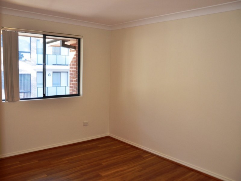 10/234 Targo Road, Toongabbie NSW 2146