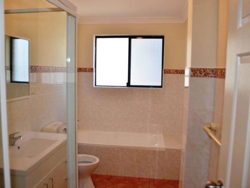 10/234 Targo Road, Toongabbie NSW 2146