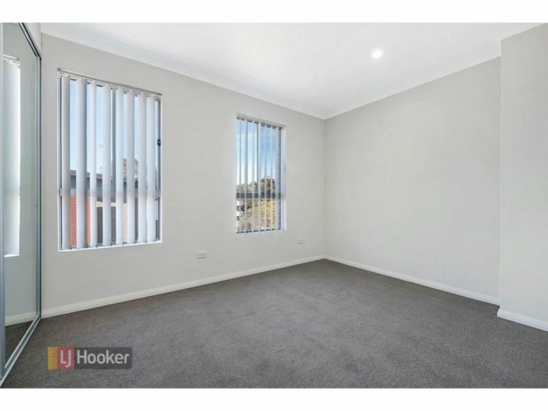 14/3-4 Harvey Place, Toongabbie NSW 2146