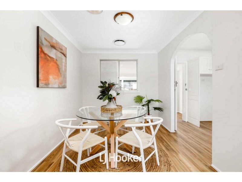 14 Valencia Crescent, Toongabbie NSW 2146