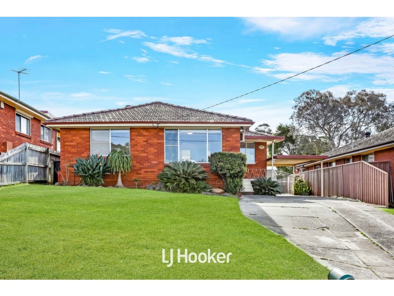 14 Valencia Crescent, Toongabbie NSW 2146