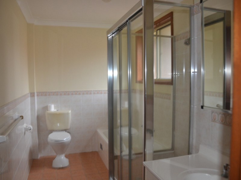 6/104 Metella Road, Toongabbie NSW 2146