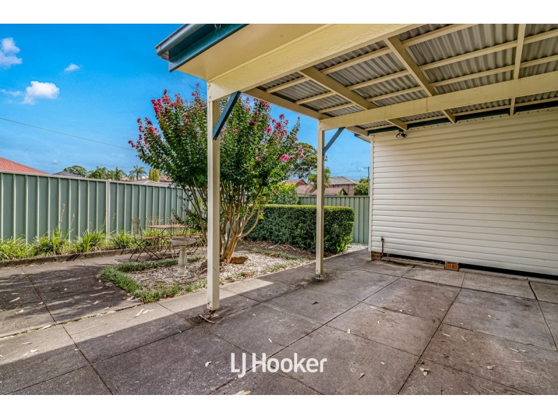 1 First Avenue, Toongabbie NSW 2146