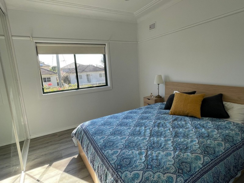 1 First Avenue, Toongabbie NSW 2146