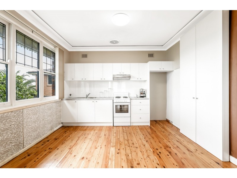 21 Metella Road, Toongabbie NSW 2146