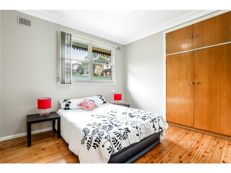 21 Metella Road, Toongabbie NSW 2146