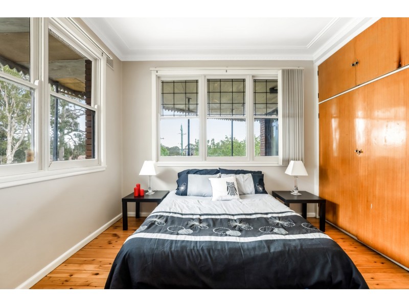 21 Metella Road, Toongabbie NSW 2146