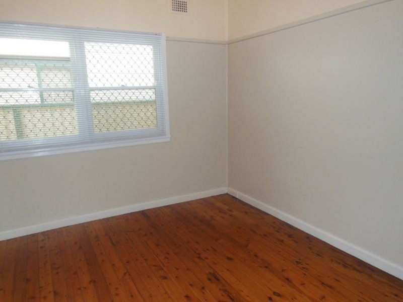 1/26 Budgeree Road, Toongabbie NSW 2146