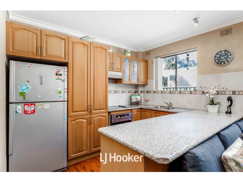 1/43 Aurelia Street, Toongabbie NSW 2146