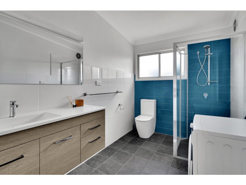 71 Bulli Road, Toongabbie NSW 2146