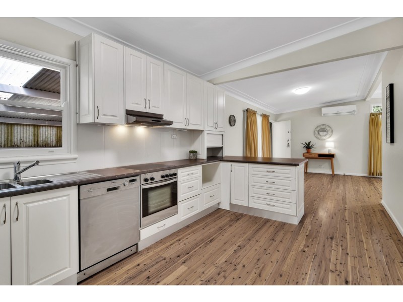 71 Bulli Road, Toongabbie NSW 2146