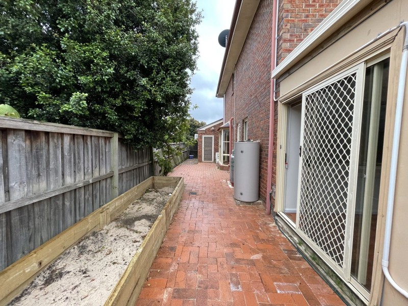 10 Teraweyna Close, Woodcroft NSW 2767