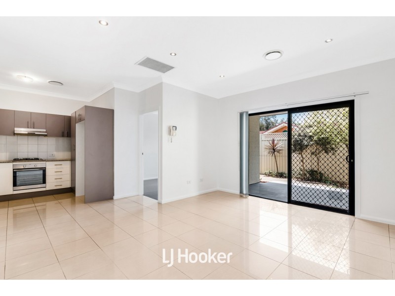 4/119 Toongabbie Road, Toongabbie NSW 2146