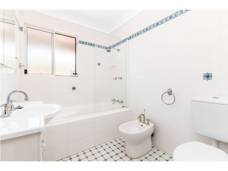 1 Boston Place, Toongabbie NSW 2146