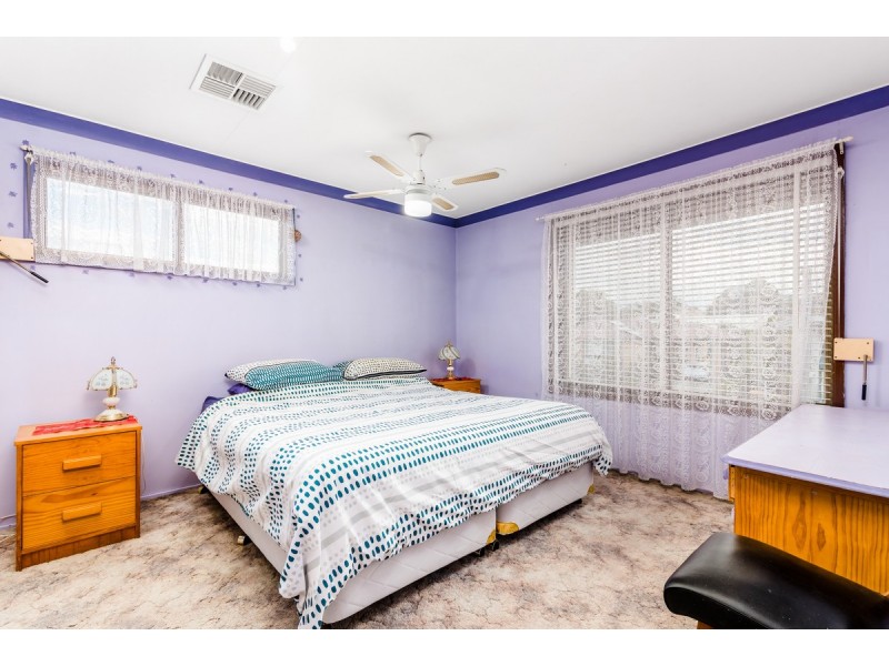 1 Boston Place, Toongabbie NSW 2146