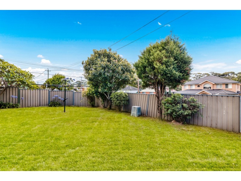 1 Boston Place, Toongabbie NSW 2146