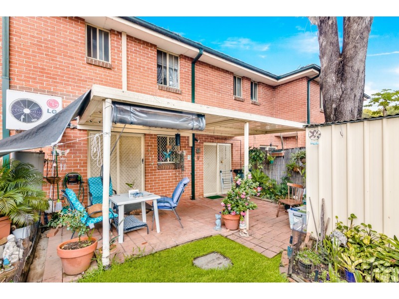 2/117 Toongabbie Road, Toongabbie NSW 2146