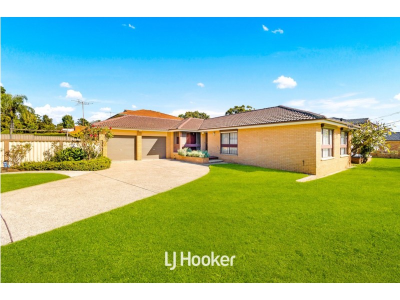 12 McCoy Street, Toongabbie NSW 2146