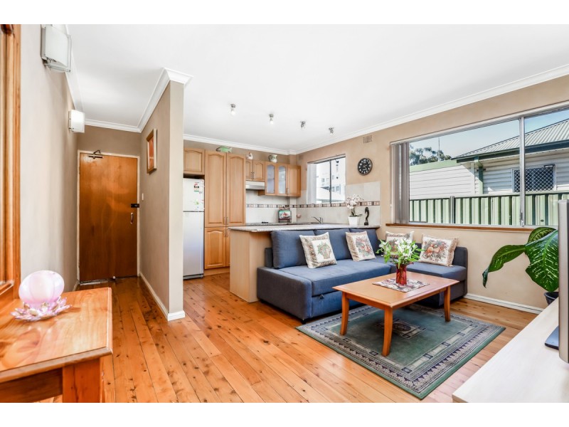 1/43 Aurelia Street, Toongabbie NSW 2146