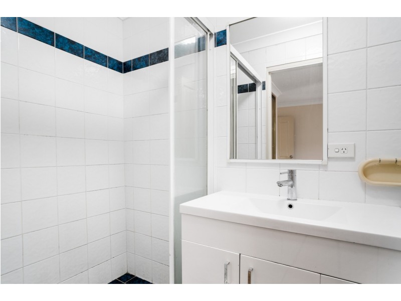 8/249 Targo Road, Toongabbie NSW 2146